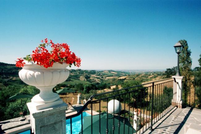 I Quattro Passeri Country House Santa Paola Buitenkant foto