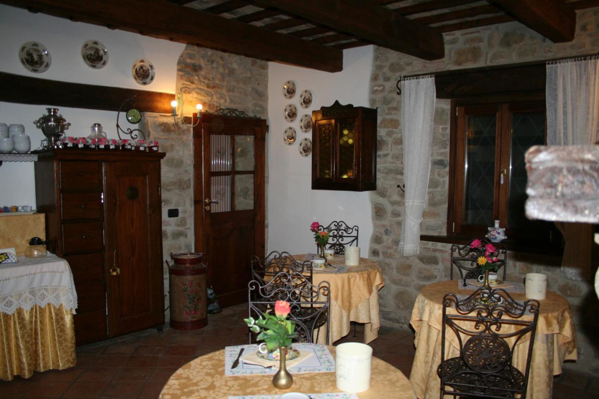 I Quattro Passeri Country House Santa Paola Buitenkant foto