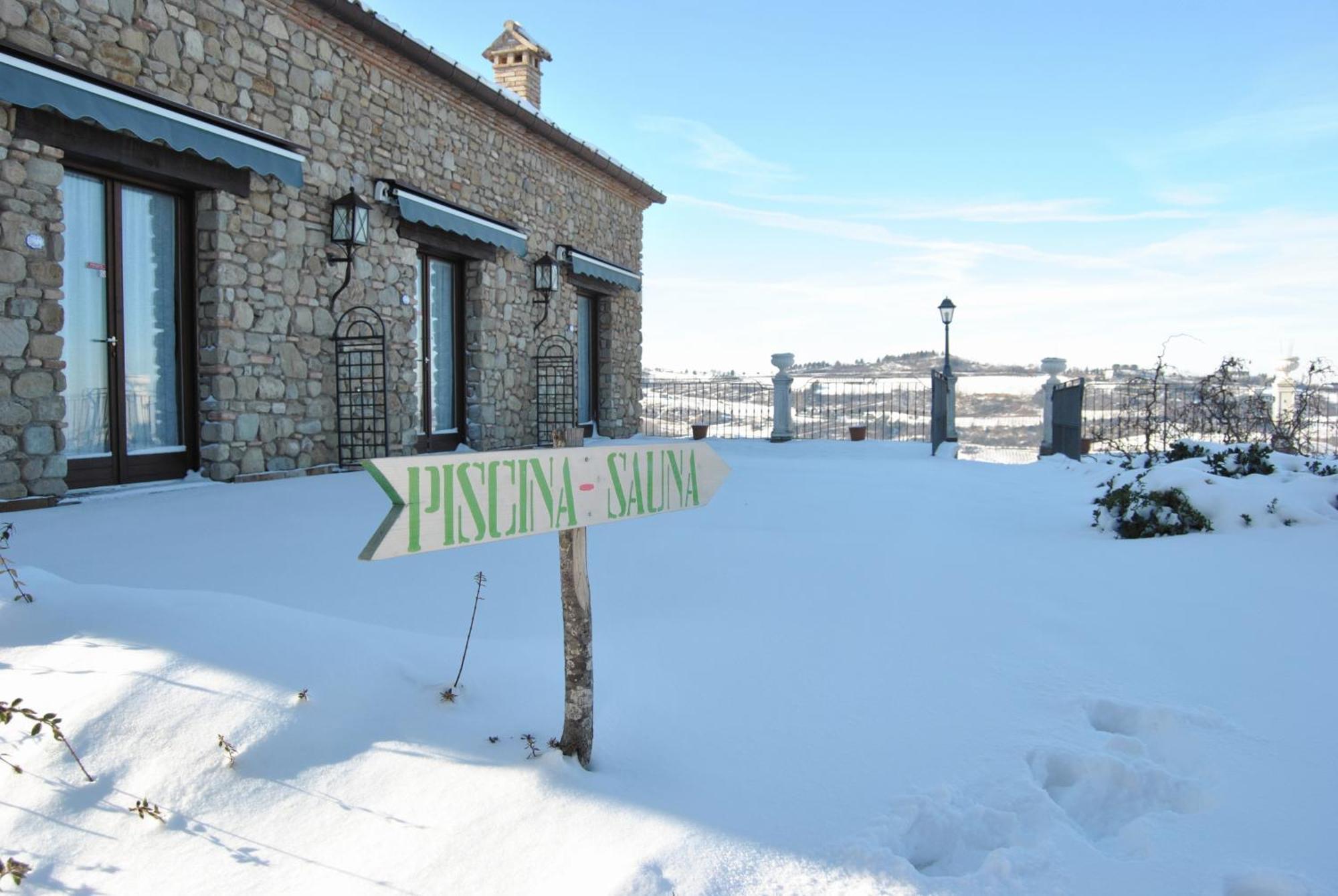 I Quattro Passeri Country House Santa Paola Buitenkant foto